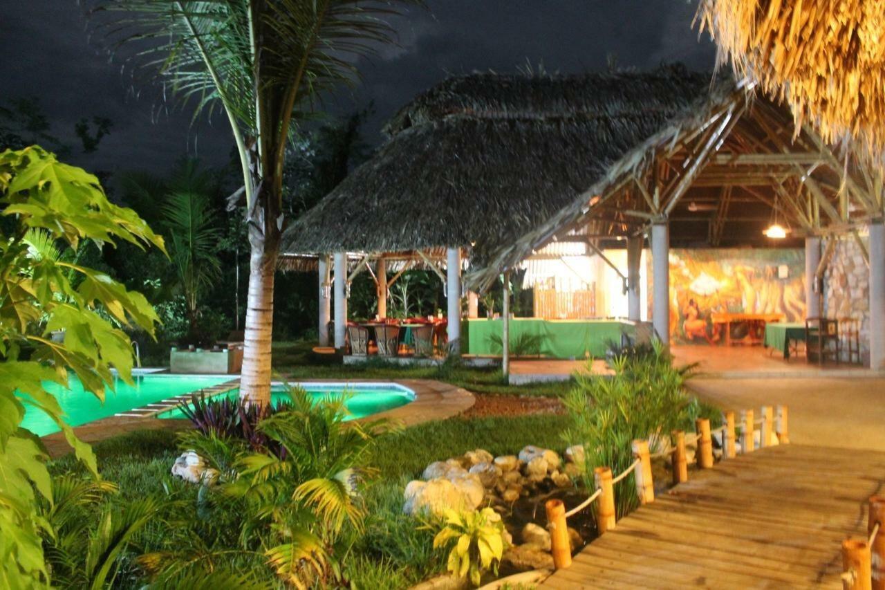 Axkan Palenque, Shows En Vivo & Gastronomia Mar Y Tierra & Travel Agency Ngoại thất bức ảnh
