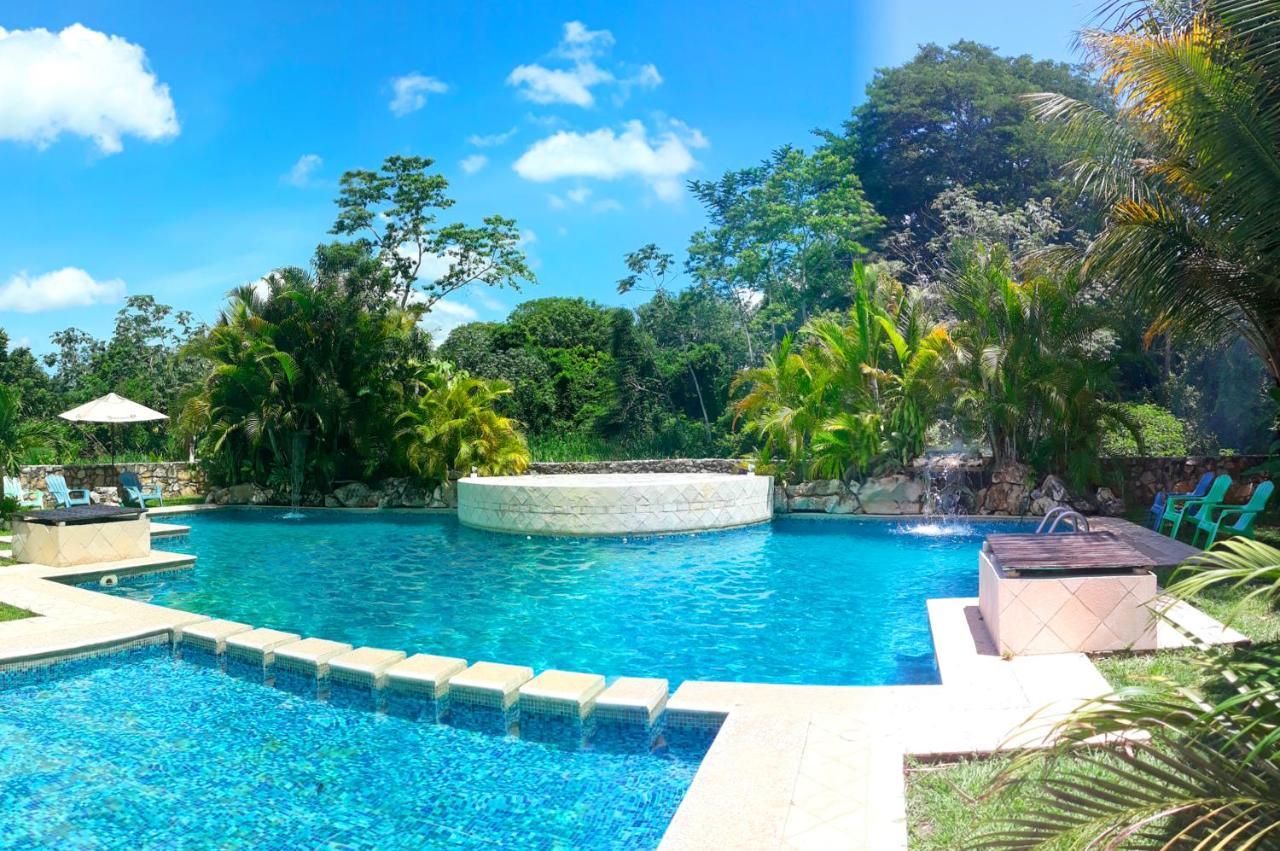 Axkan Palenque, Shows En Vivo & Gastronomia Mar Y Tierra & Travel Agency Ngoại thất bức ảnh