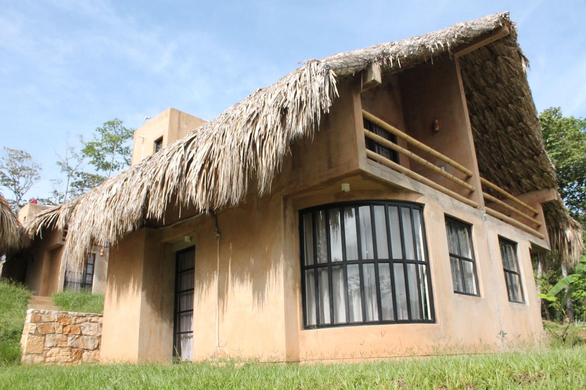 Axkan Palenque, Shows En Vivo & Gastronomia Mar Y Tierra & Travel Agency Ngoại thất bức ảnh
