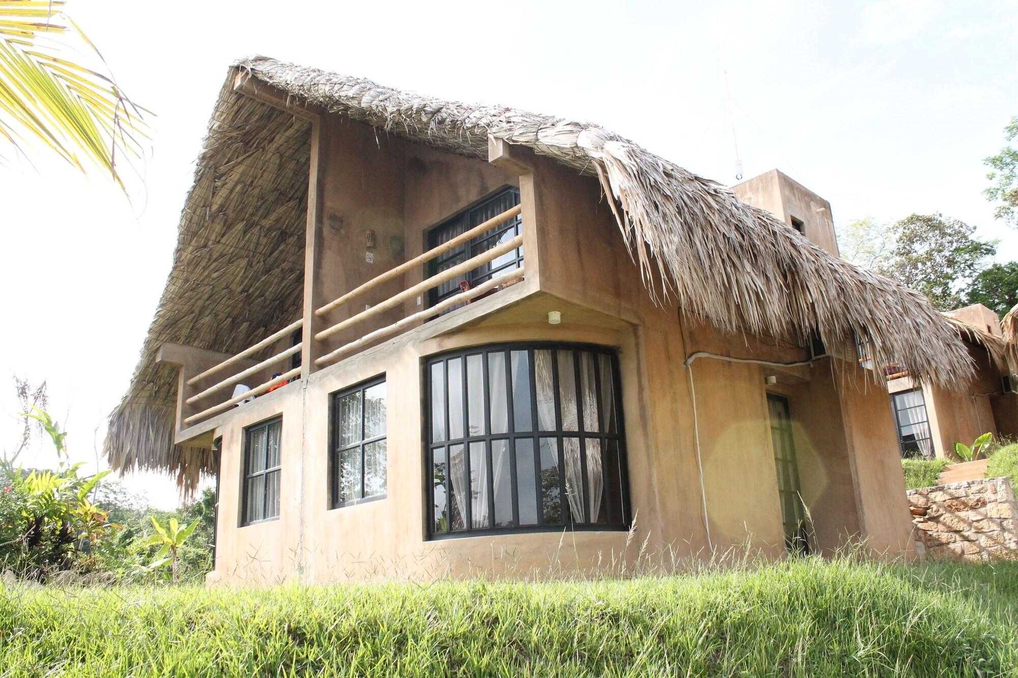Axkan Palenque, Shows En Vivo & Gastronomia Mar Y Tierra & Travel Agency Ngoại thất bức ảnh