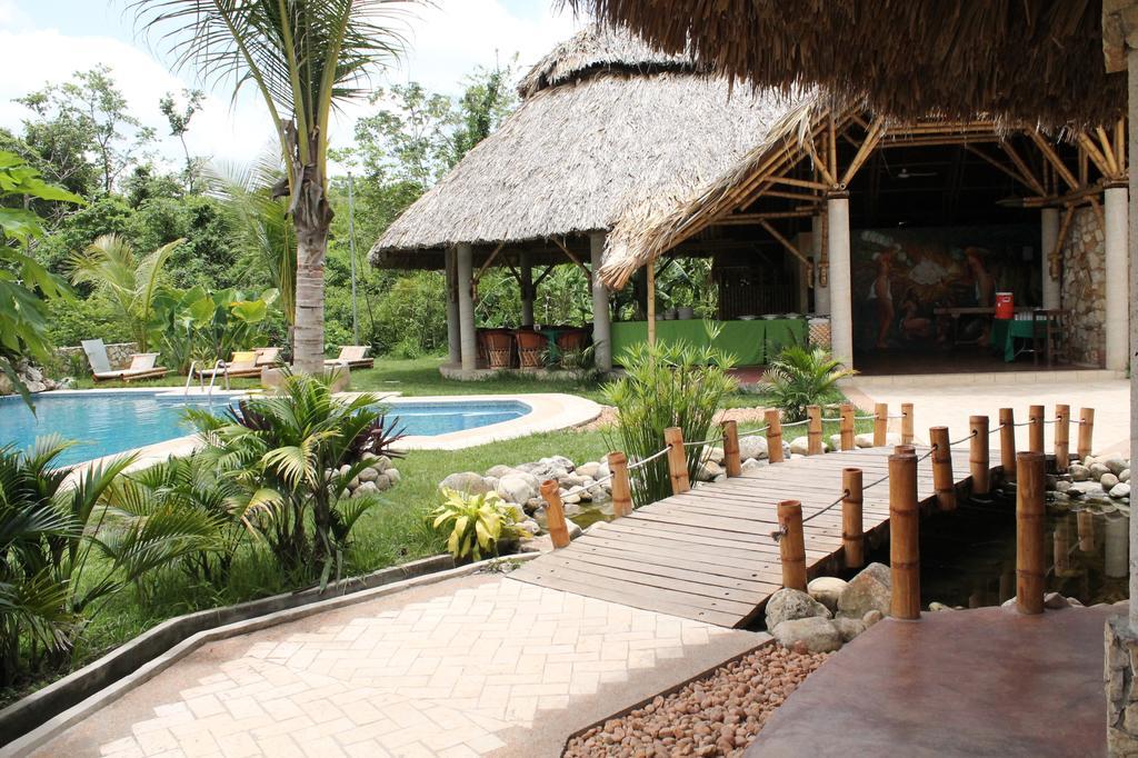 Axkan Palenque, Shows En Vivo & Gastronomia Mar Y Tierra & Travel Agency Ngoại thất bức ảnh