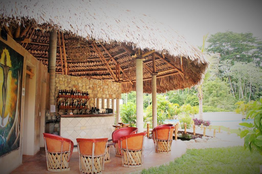 Axkan Palenque, Shows En Vivo & Gastronomia Mar Y Tierra & Travel Agency Ngoại thất bức ảnh